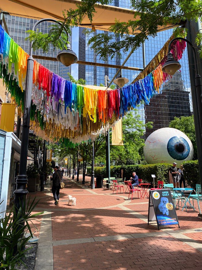 dallas view of the eye art